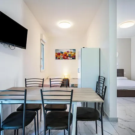 דירה Residenza Maja 6 *