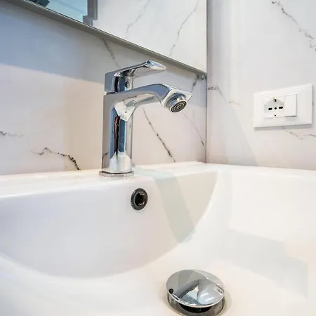 דירה Residenza Maja 6 ביביונה